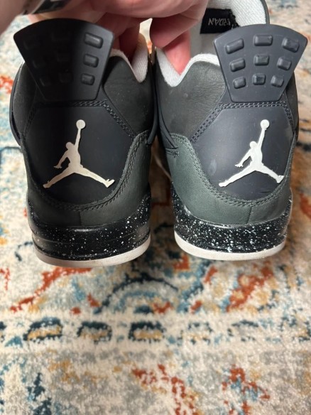 Air Jordan 4 Retro Fear