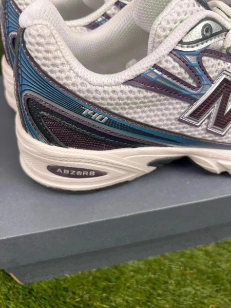 New Balance 740V2 Sea Salt Plum 38