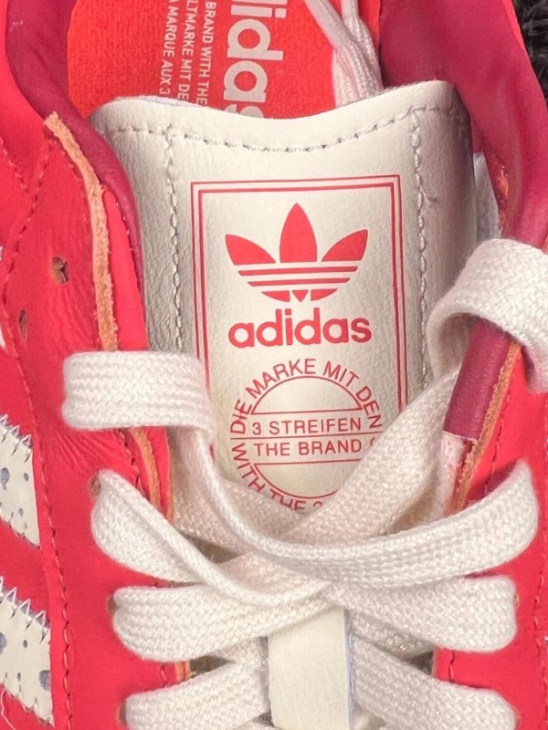 Adidas Sambae Valentine Day’s Bright Red Crew White 37 1/3 2