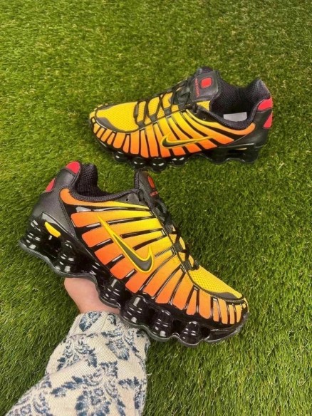 Nike Shox TL Jaune et Orange Dégradé - Taille 38