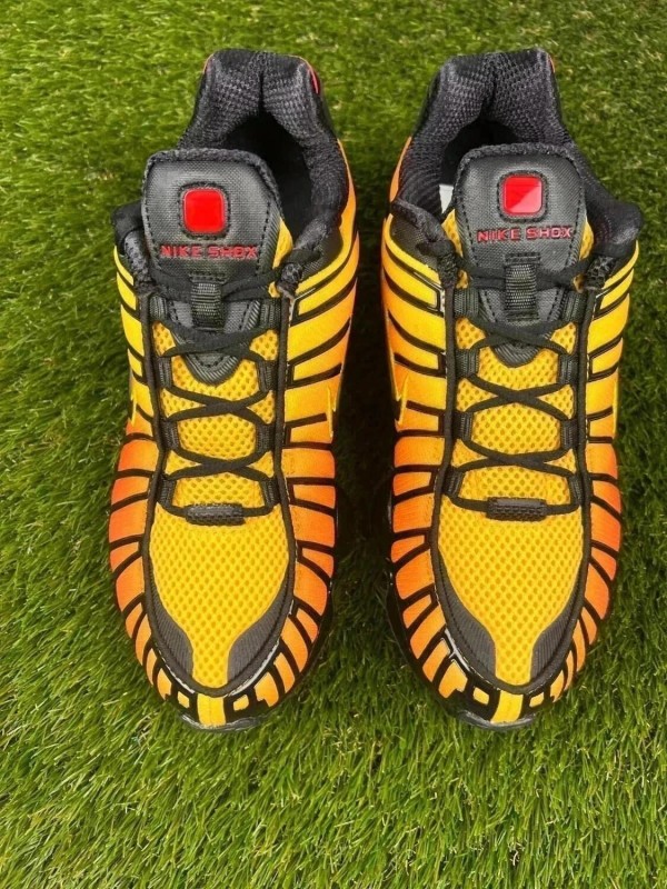 Nike Shox TL Jaune et Orange Dégradé - Taille 38 2