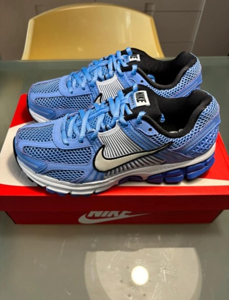Nike Zoom vomero 5 bleu taille 39
