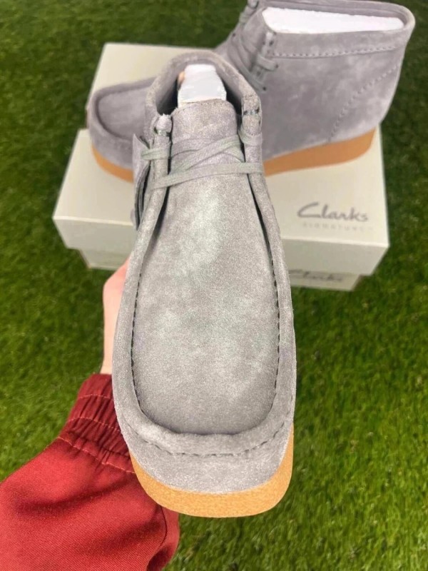Clarks Wallabee Evo Nubuck Gris Clair - taille 44,5 EU 2