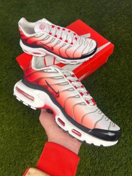 Nike air max plus blanc rouge rose - taille 38