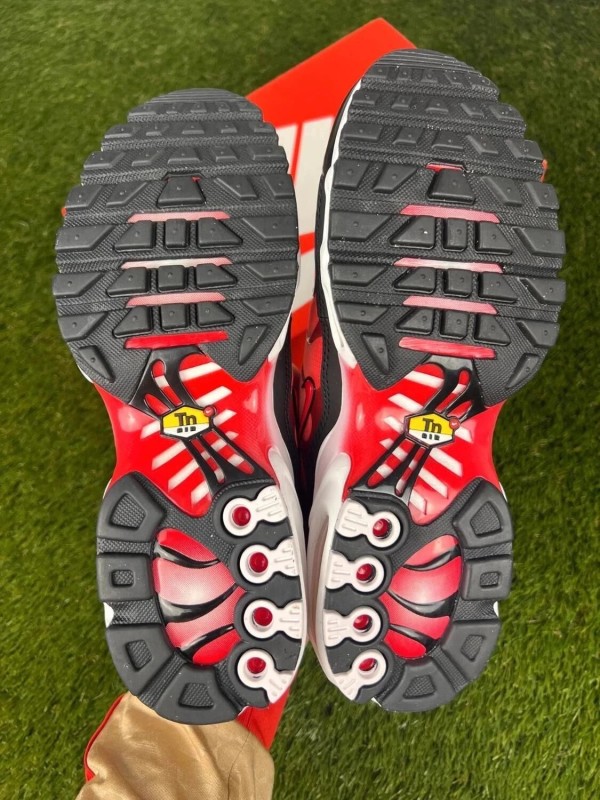 Nike air max plus blanc rouge rose - taille 38 2
