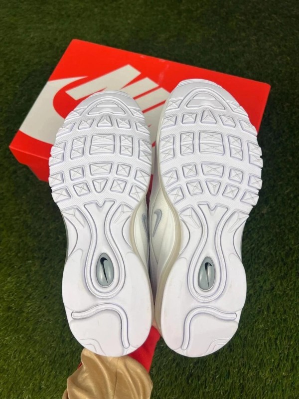Nike air max 97 Blanc - taille 39 2