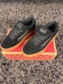 Vans Hylane noir semelle gomme - taille 36,5 EU