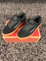 Vans Hylane noir semelle gomme - taille 36,5 EU