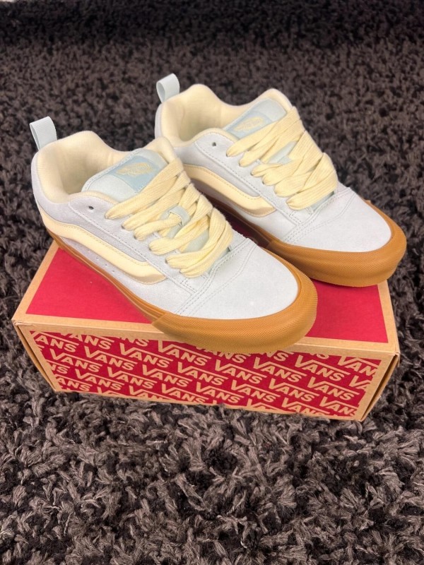 Vans knu skool gum spa blue - taille 36,5 EU 2