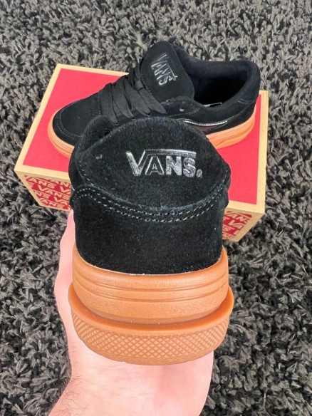 Vans Hylane noir semelle gomme - taille 36,5 EU