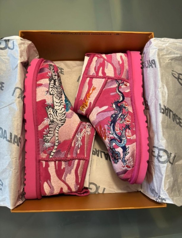 UGG x Palace classic ultra mini boot pink camo taille 38 2