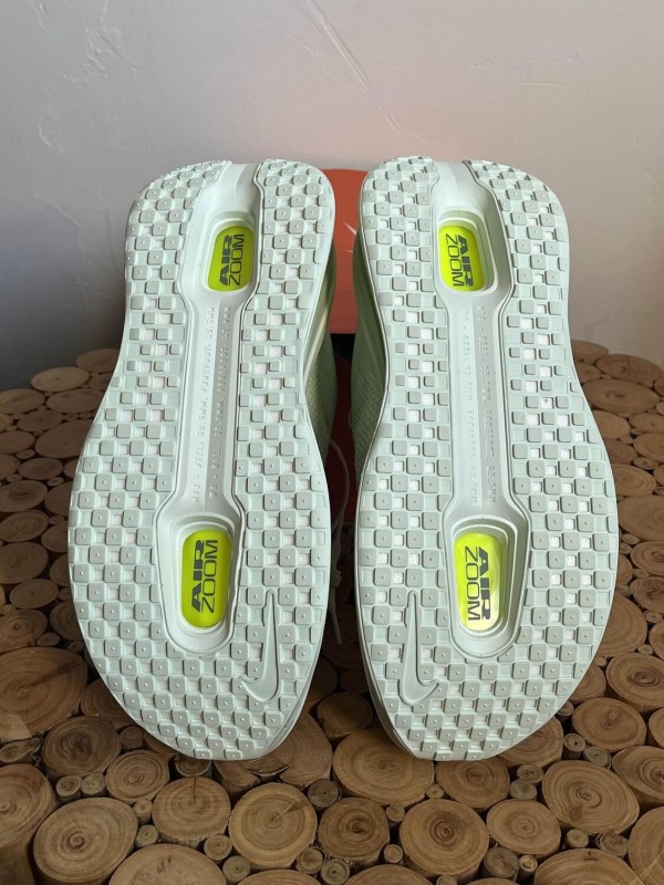Nike Vomero premium 2