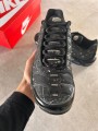 Nike air max plus tn camo black wood