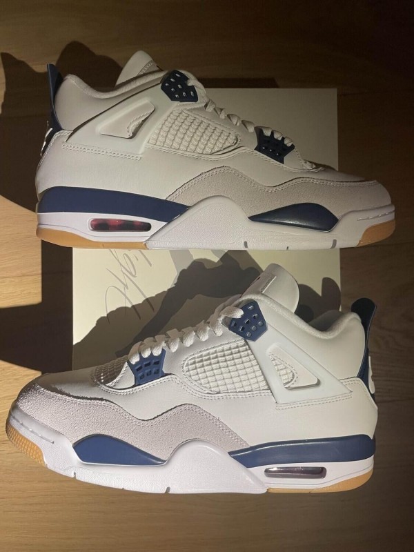 Jordan 4 navy blue