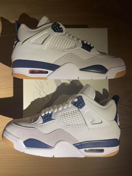 Jordan 4 navy blue