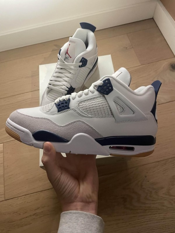 Jordan 4 navy blue 2