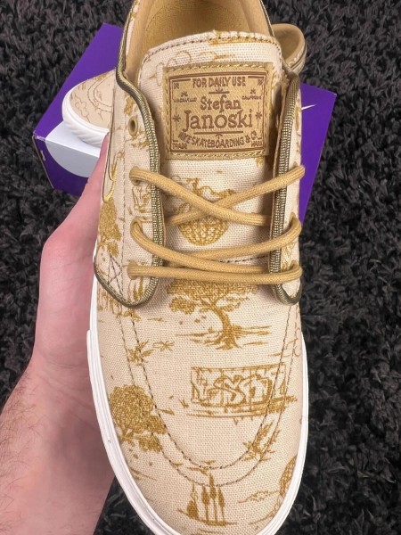 Nike SB Zoom Janoski OG+ Beige - Taille 39 EU