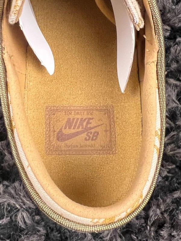 Nike SB Zoom Janoski OG+ Beige - Taille 39 EU 2
