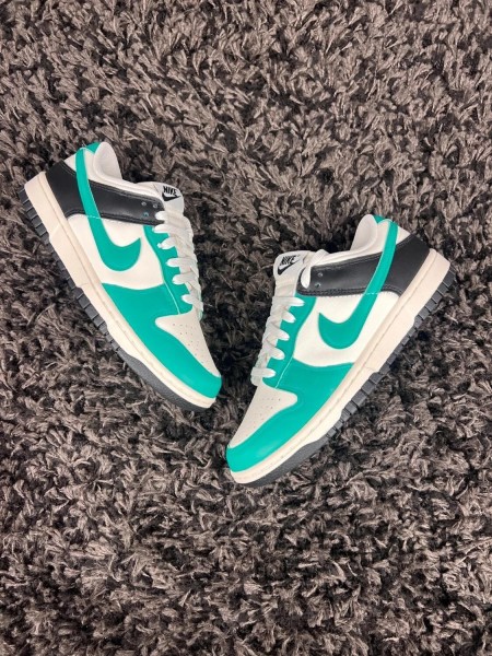 Nike Dunk Low Cuir Vert Clair Noir - Taille 39 EU