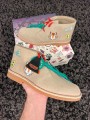 Clarks Desert Boot Nubuck x stranger things beige tigers - taille 39 EU