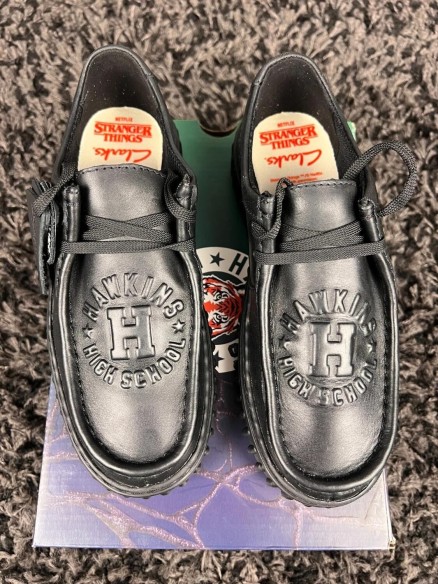 Clarks Torhill Leather x Stranger Things Noir - Taille 35,5 EU