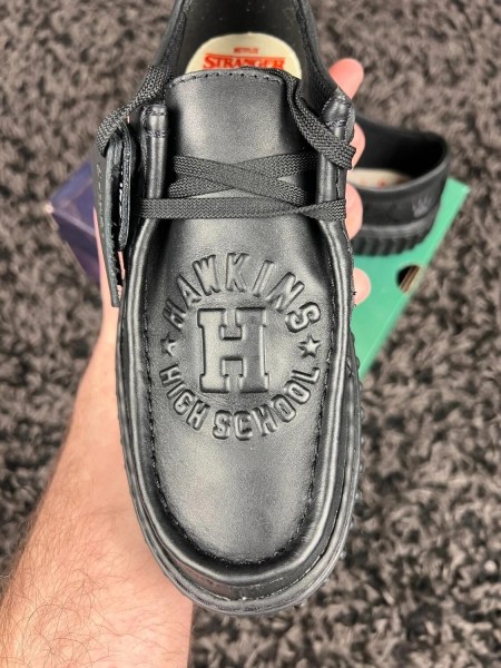 Clarks Torhill Leather x Stranger Things Noir - Taille 35,5 EU