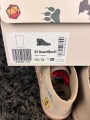 Clarks Desert Boot Nubuck x stranger things beige tigers - taille 39 EU