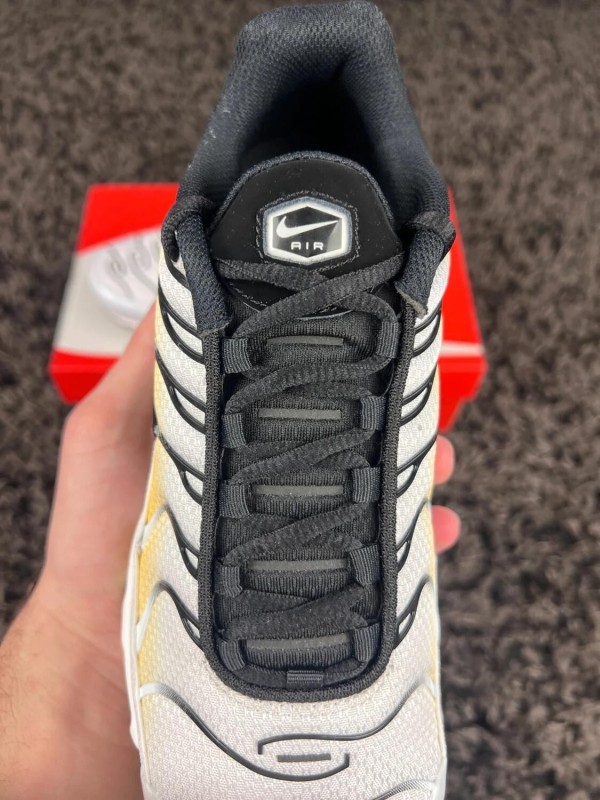 Nike Air Max Plus TN Jaune Blanc - Taille 40 EU 2