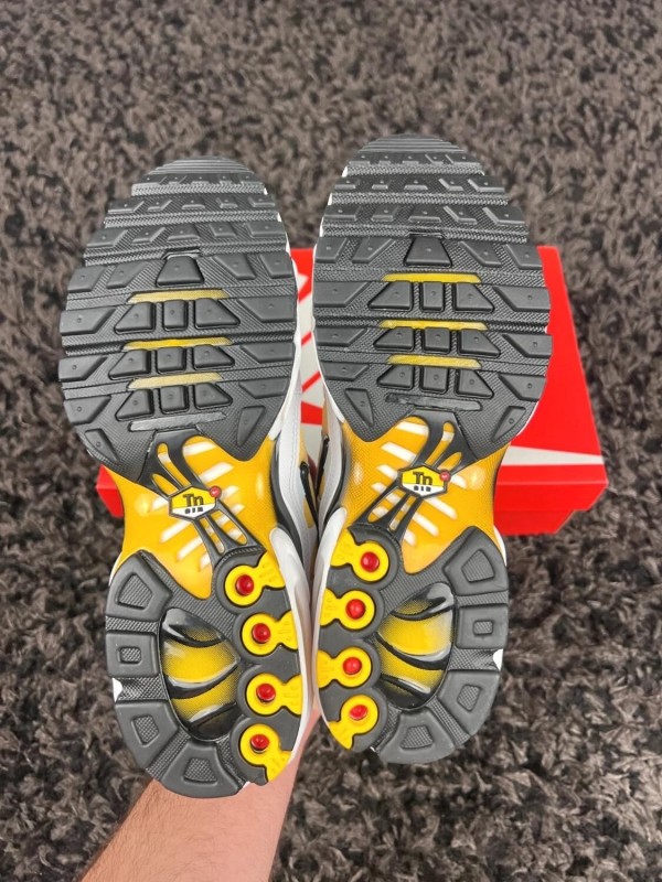 Nike Air Max Plus TN Jaune Blanc - Taille 40 EU 2