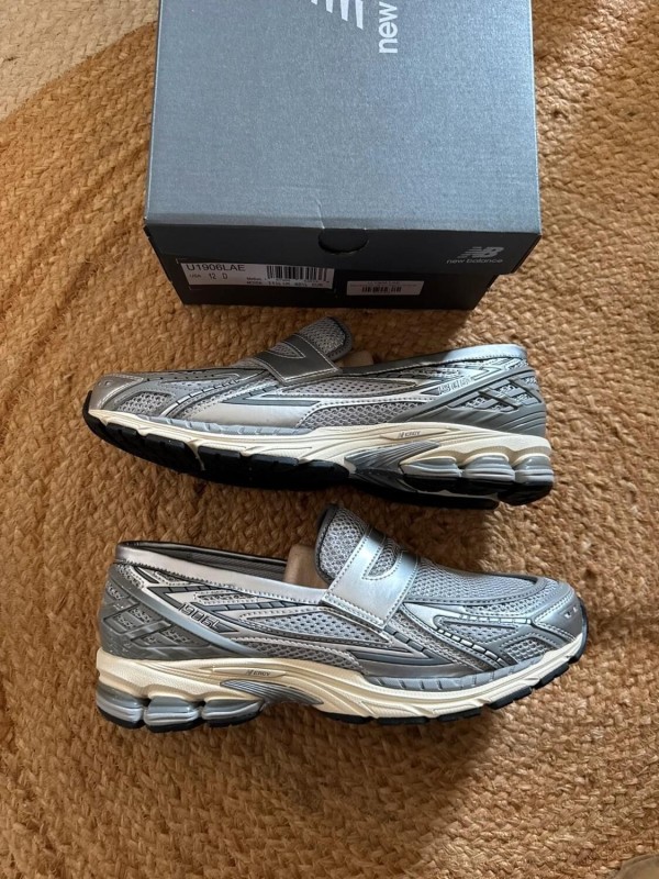 New Balance 1906L Silver - taille 46,5 2