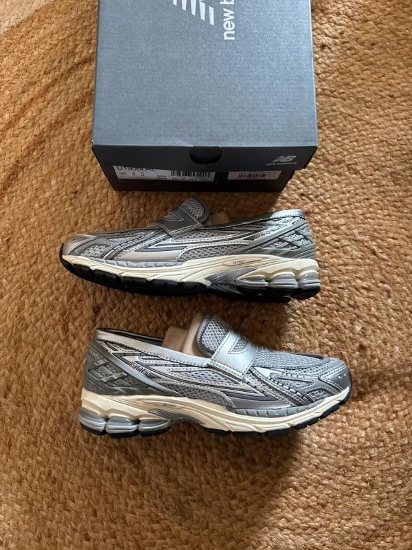 New Balance 1906L Silver - Taille 38,5 2