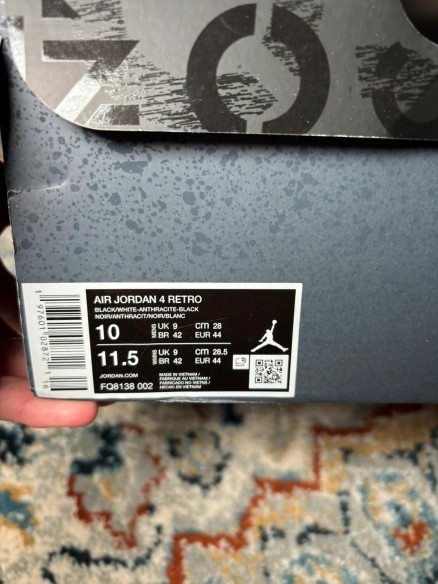 Air Jordan 4 Retro Fear