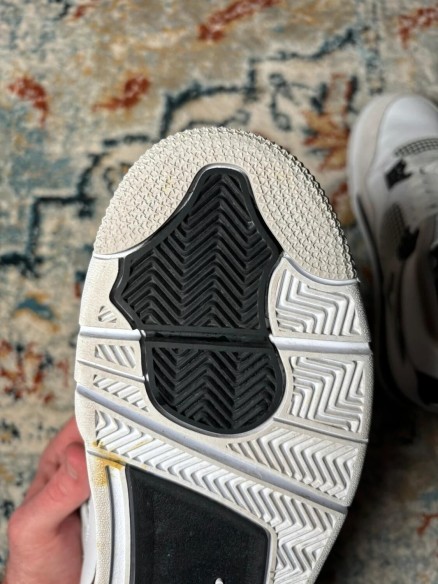 Air Jordan 4 Military Black