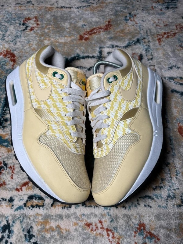 Nike air max one lemonade