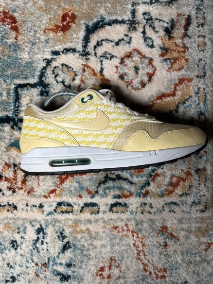 Nike air max one lemonade