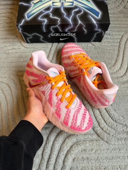 Nike ja 3 jelly bean - taille 47