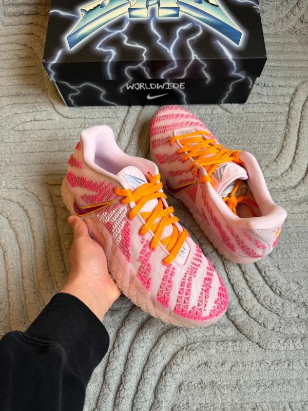Nike ja 3 jelly bean - taille 45,5 2