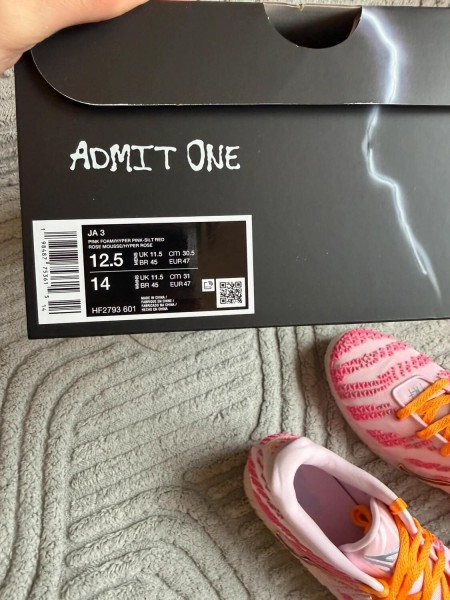 Nike ja 3 jelly bean - taille 47
