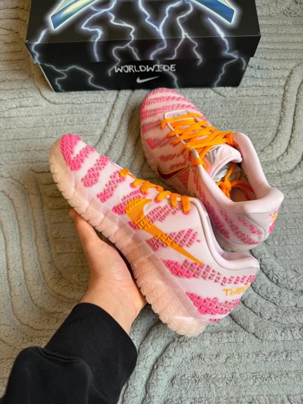 Nike ja 3 jelly bean - taille 45,5 2