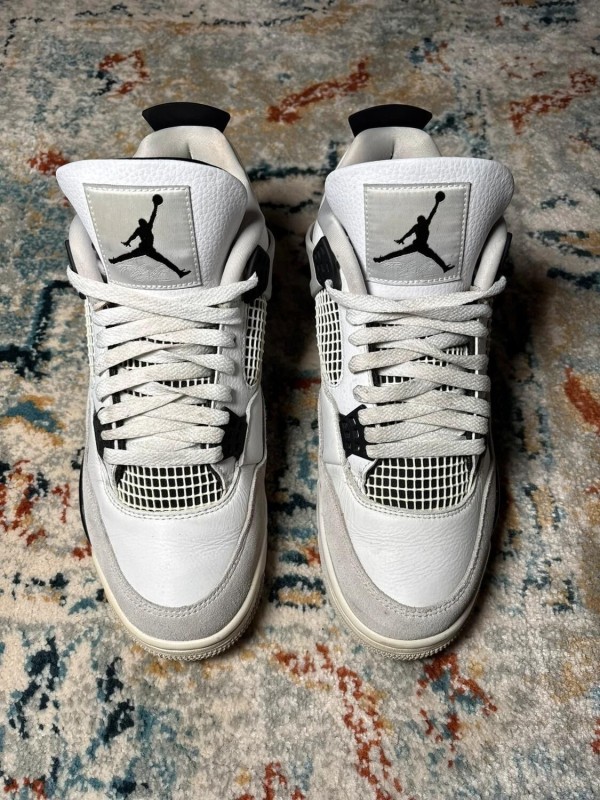 Air Jordan 4 Retro Military Black 2