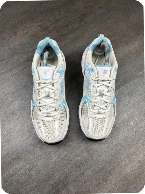 New Balance 530 ( taille 42 ) 2