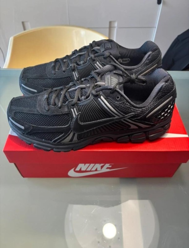 Nike Zoom Vomero 5 Black Taille 44,5 2