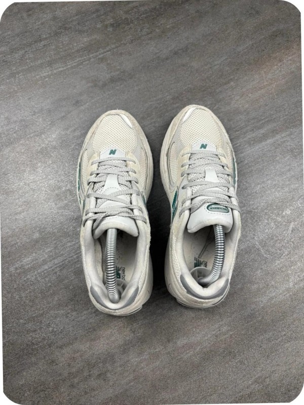 New balance 2002r Grey / Green ( taille 38 ) 2
