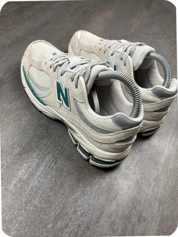 New balance 2002r Grey / Green ( taille 38 ) 2