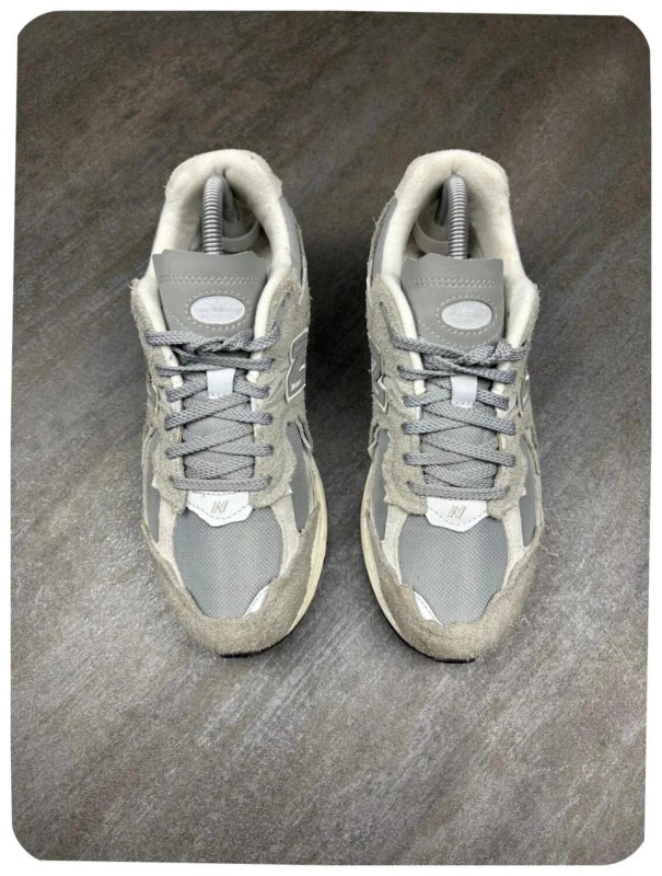 New balance 2002r protection pack grey / taille 41,5 2