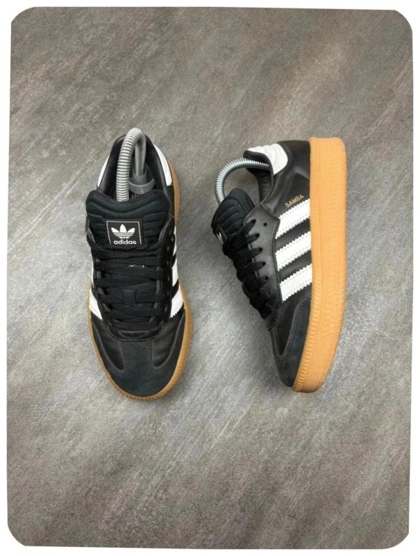 adidas samba xlg ( taille 36 )