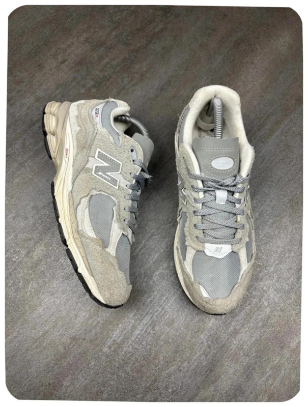 New balance 2002r protection pack grey / taille 41,5 2
