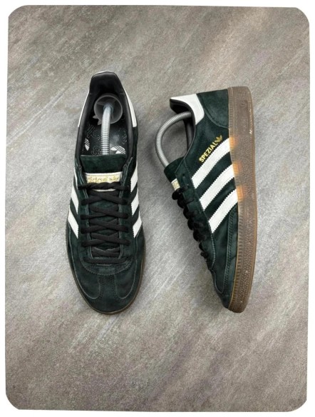 adidas spezial ( taille 42 )