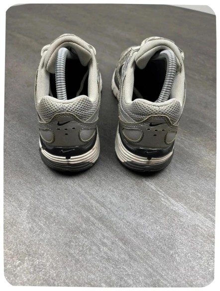 Nike p-6000 silver ( taille 37,5 )