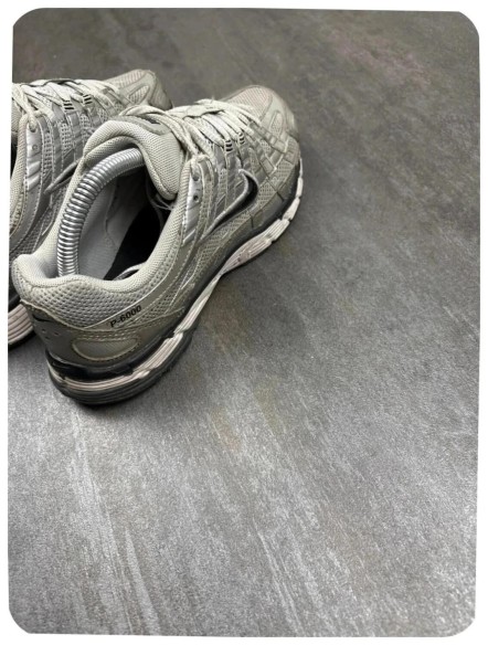 Nike p-6000 silver ( taille 37,5 )